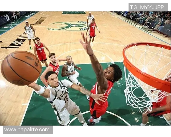 惨败中为数不多的亮点！雄鹿也算是挖掘出了这位后场新星的潜力？